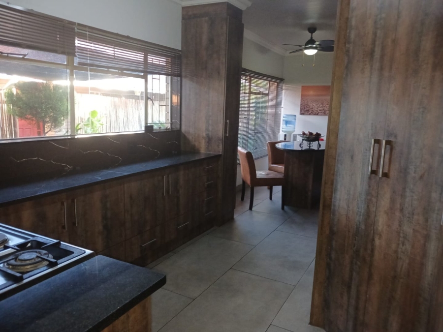 3 Bedroom Property for Sale in Adamayview North West